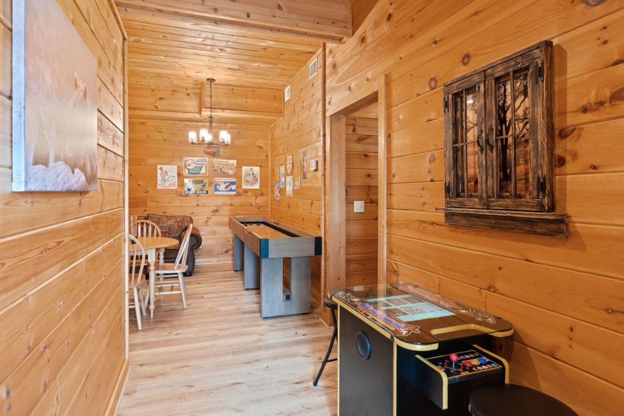 Mountain View 5 Bdrm Gatlinburg Cabin Near Downtown Arts 외부 사진